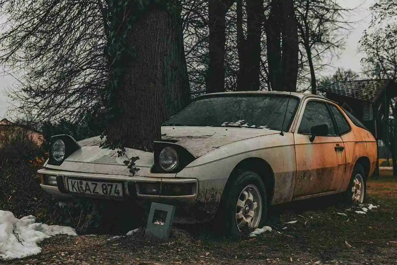 How to Touch Up Car Paint Chips To Avoid Rusting Image